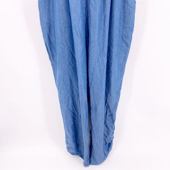 NEW Lovers + Friends Denim Jumpsuit Size Large - Picture 3 of 10
